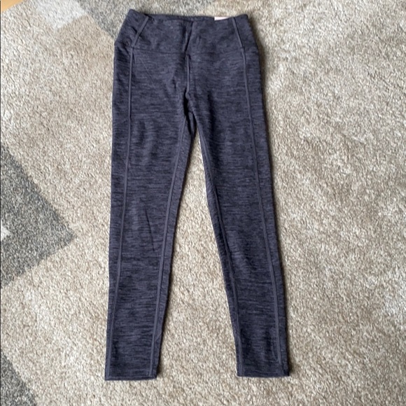 NWT Victoria secret studio leggings - Picture 3 of 7